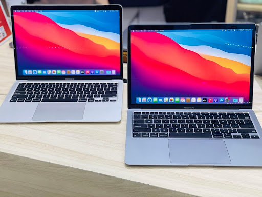 MacBook Pro M1 và MacBook Air M1 giá ra sao giữa các option? | QMac Store