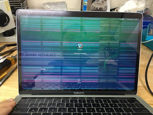 Vỡ màn hình máy tính laptop bên trong có sửa được không 